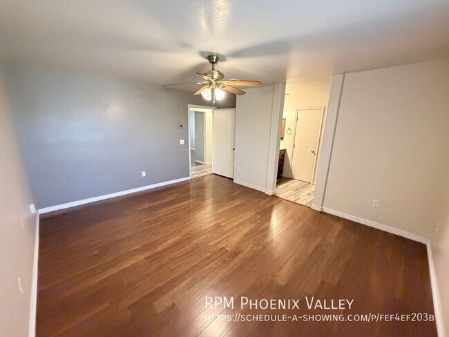 Building Photo - 12014 W Hopi St