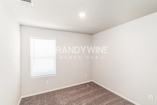 Building Photo - 7150 Winding Draw