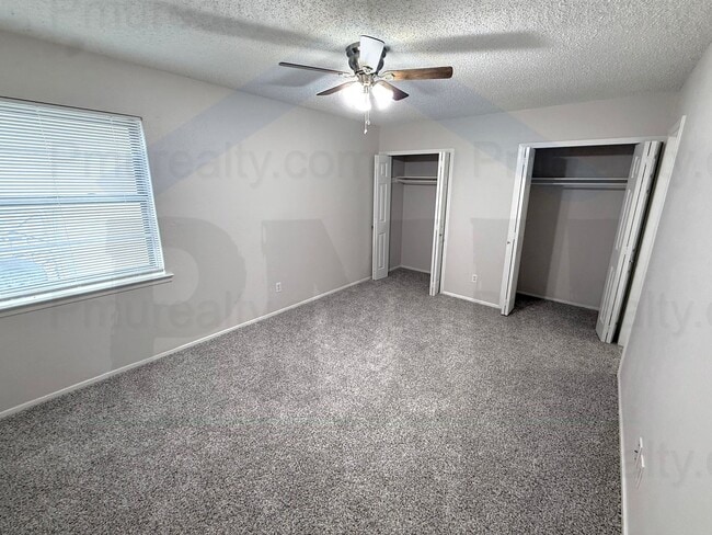 Building Photo - AVAILABLE NOW!!! Comfortable 4 br, 1.5 ba house for rent in Balch Springs