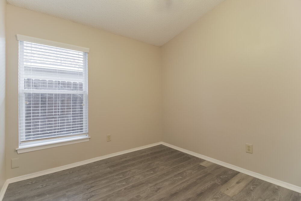 Building Photo - 336 Cello Cir