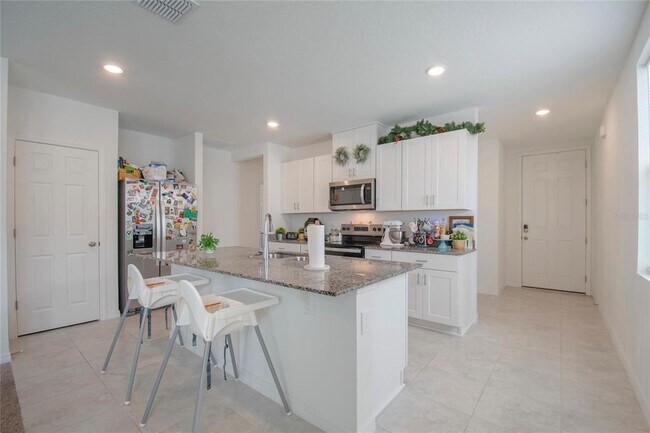 Building Photo - 3181 Viceroy Ct