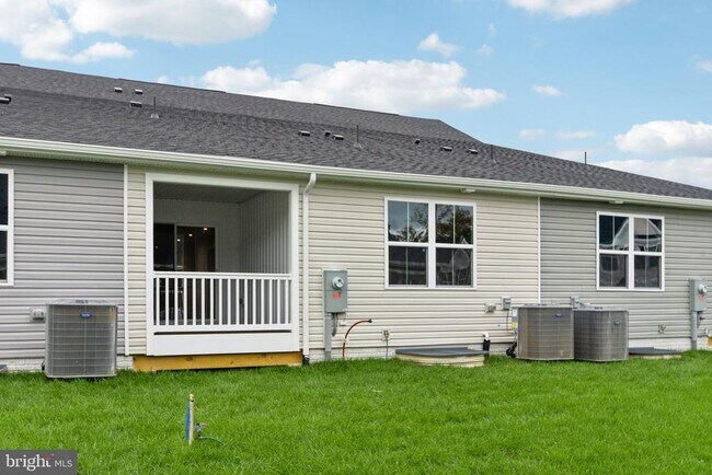 Building Photo - 9005 Owensby Dr