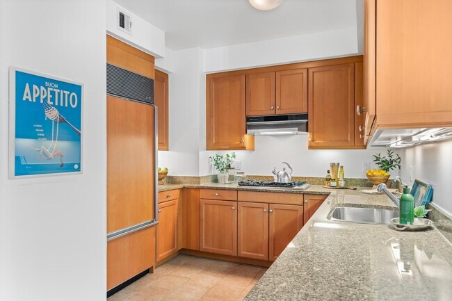Building Photo - 1111 23rd St NW
