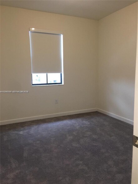 Building Photo - 10323 W 34th Ln