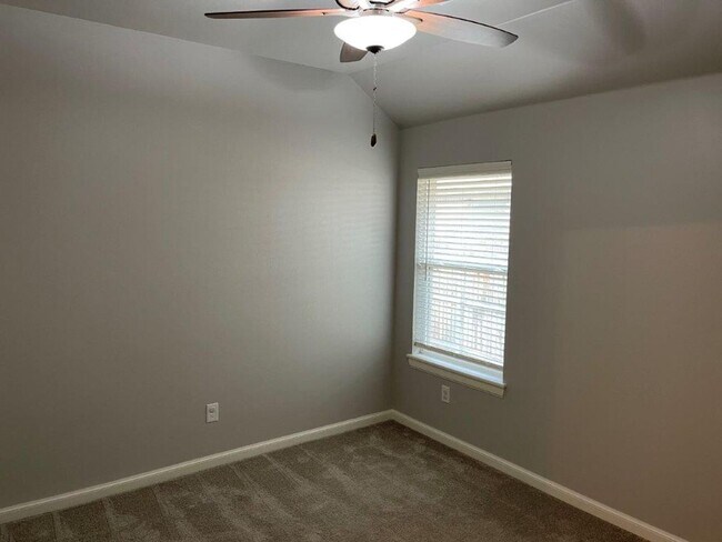 Building Photo - Deer Creek Schools! Storm Shelter, great colors, lots of light, swim, workout and play right in t...