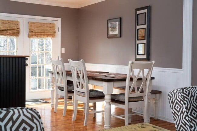 Building Photo - 7206 Sawyer Rd