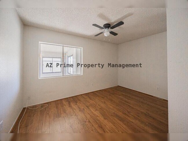 Building Photo - 9358 W Sanna St