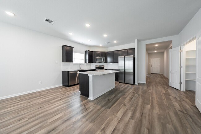 Building Photo - 4-Bedroom Temple Rental Near VA, Baylor Scott & White & Parks