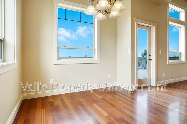 Building Photo - 973 Burley Hill Dr NW