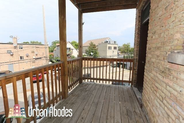 Building Photo - 3816 N Drake Ave