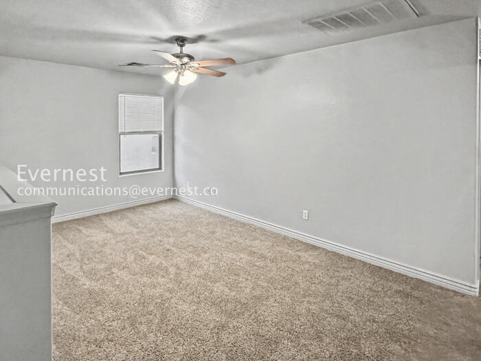 Building Photo - 2210 N 91st Ln