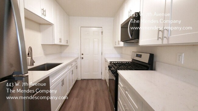 Building Photo - 443 W 7th Ave