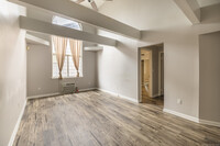 Building Photo - 1492 North Ave
