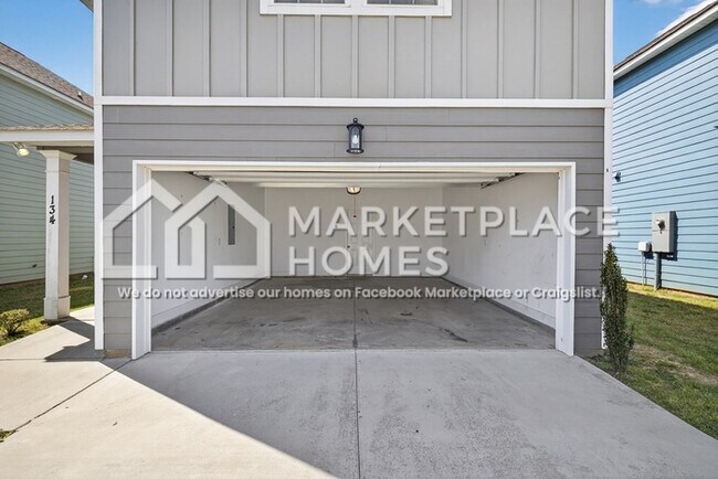 Building Photo - 134 Barbara St