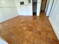 Building Photo - Newly remodeled Studio, new stove, new ref...