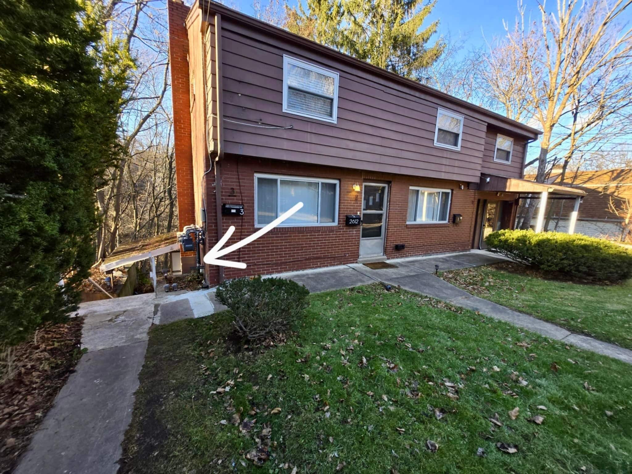 Side Entrance - 2612 Louisiana Ave