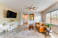 Building Photo - 2313 N Presidential Dr