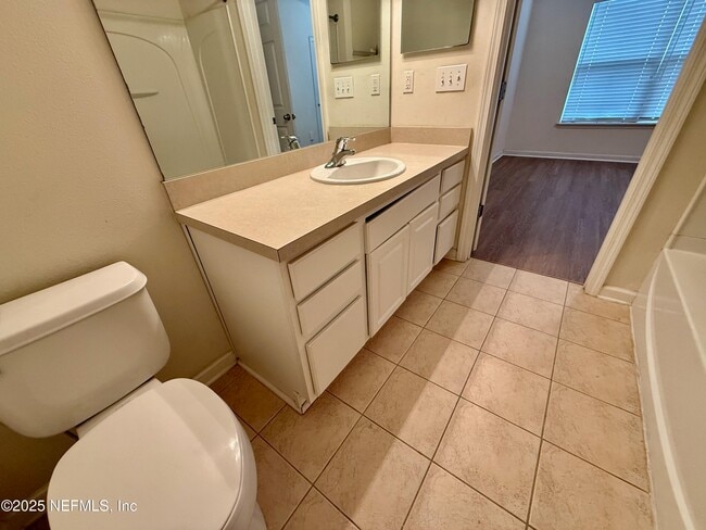 Building Photo - 3514 Summerlin Ln N