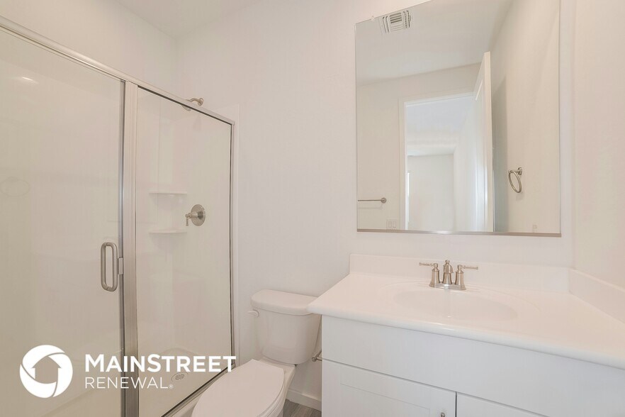 Building Photo - 10920 S 55th Ln