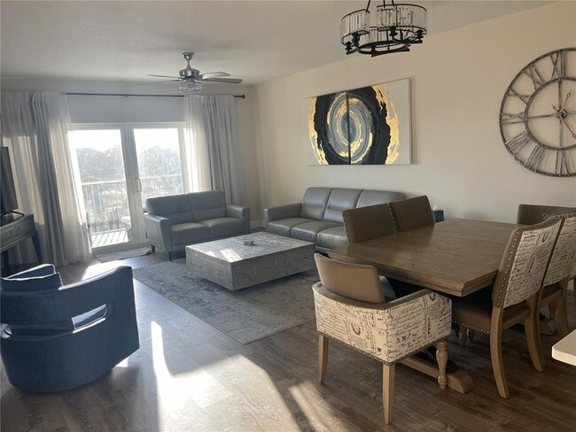 Building Photo - 960 Starkey Rd