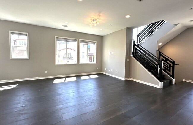 Building Photo - Civita/Apex – Luxury 3BR 3.5BA, Valley Vie...