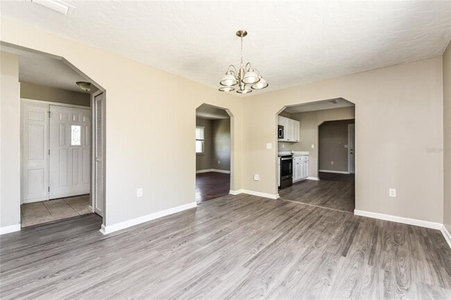 Building Photo - 507 67th Ave Dr W