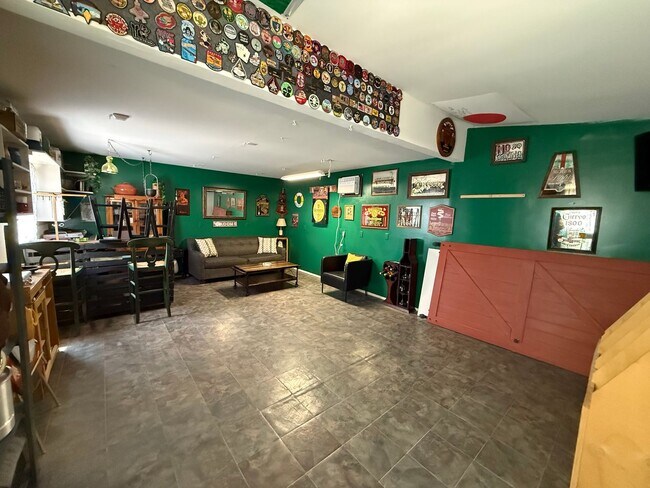 Building Photo - 13286 E 54th St