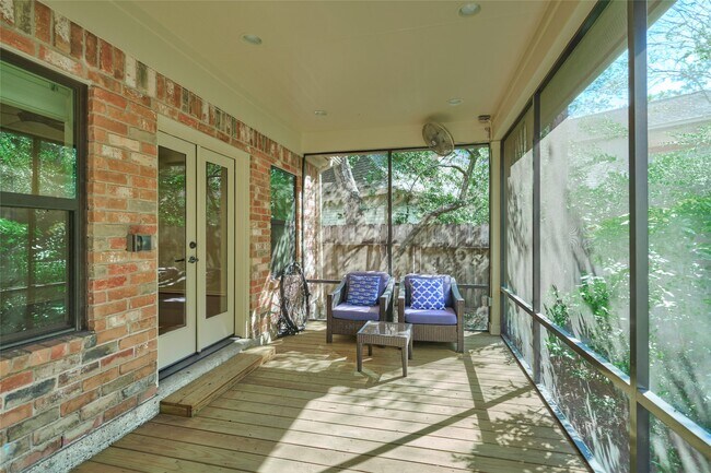 Building Photo - 6 Glen Canyon Pl