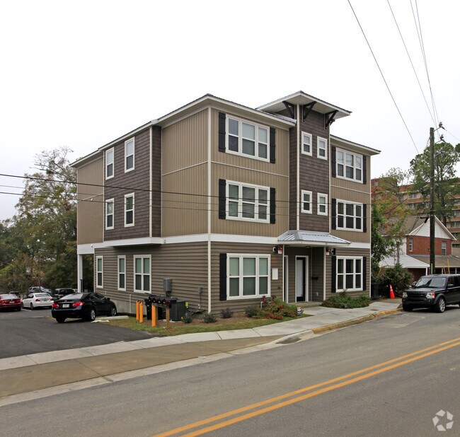 Building Photo - Places On Lorene