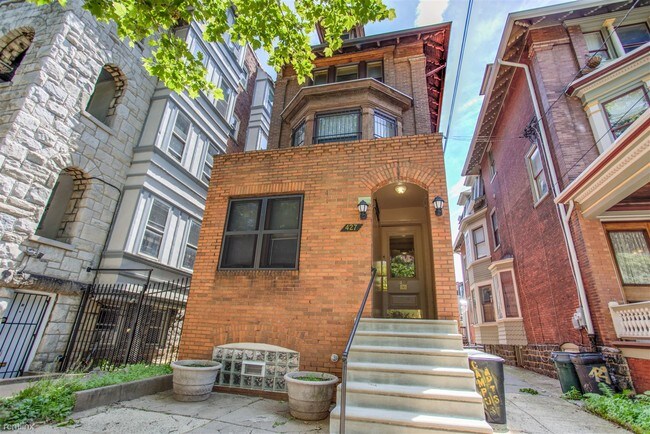 Primary Photo - 427 S 45th St