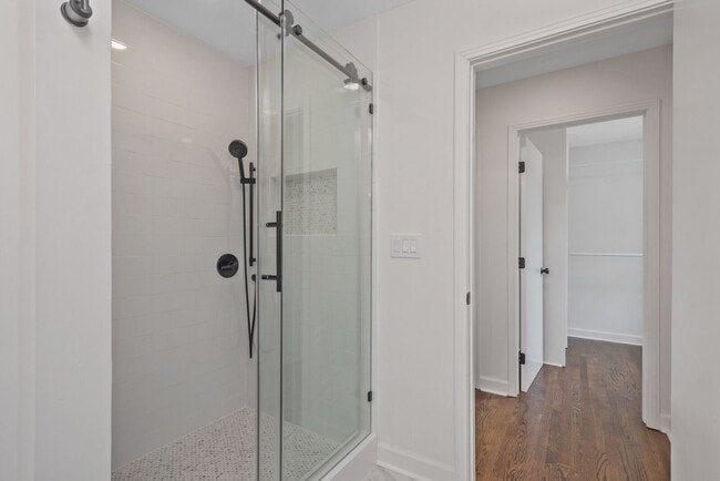 Building Photo - Beautifully Updated 4BR 2BA Home in Madiso...