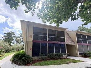 Building Photo - 210 Moree Loop