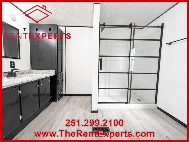 Building Photo - 6360 Mauvilla Dr W