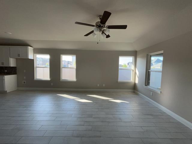 Building Photo - 612 Amenduni Ln