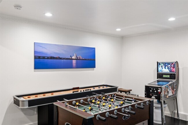 Building Photo - 3545 Northwest Pkwy