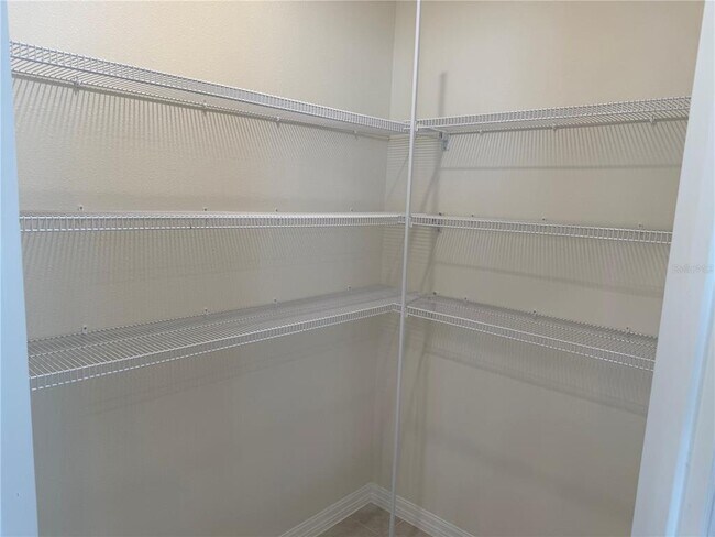 Building Photo - 1305 June Lk Lp