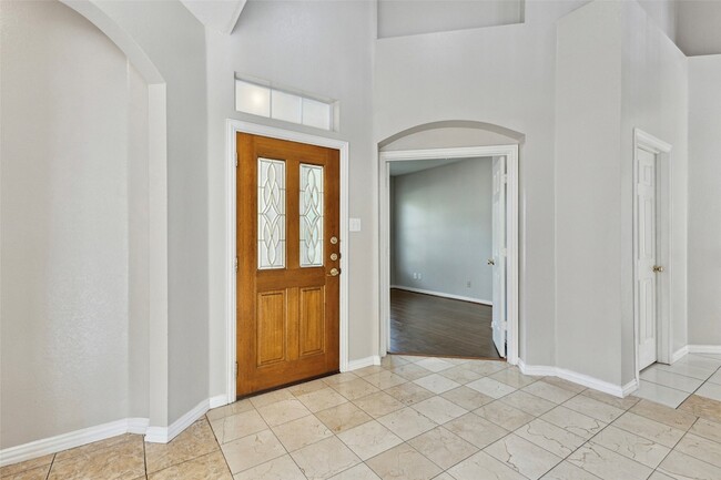 Building Photo - 1506 Mossy Glen Ct