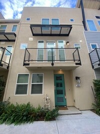 Building Photo - ALMOST NEW, SUPER CLEAN 2 BED, 2.5 BATHS, WOOD FLOORS, STAINLESS STEEL APPLIANCES, CLUBHOUSE WITH...