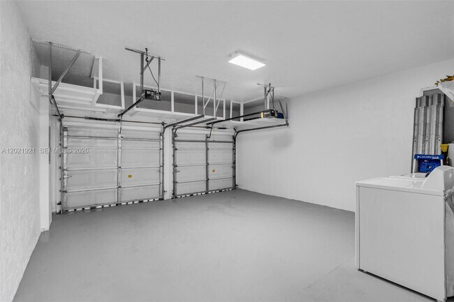 Building Photo - 5175 NW 108th Pl