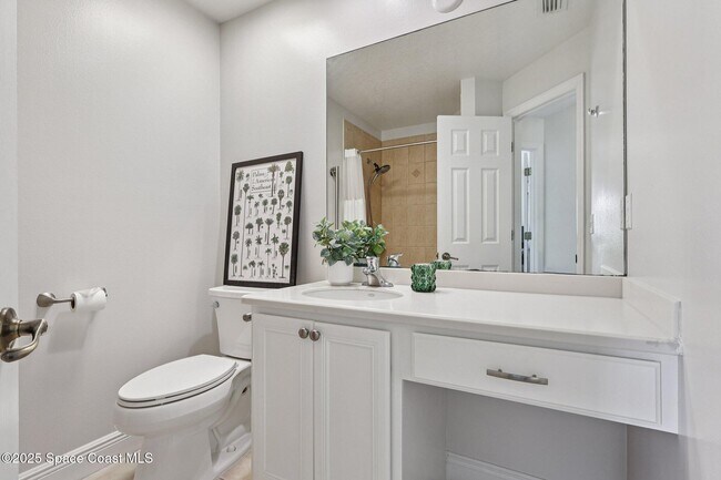 Building Photo - 2051 Thornwood Dr SE