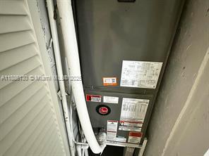 Building Photo - 1645 NE 175th St