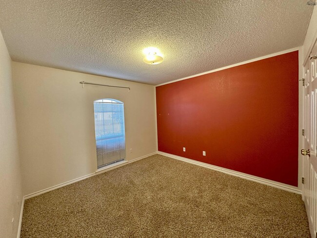 Building Photo - 3028 Whitehall Ln