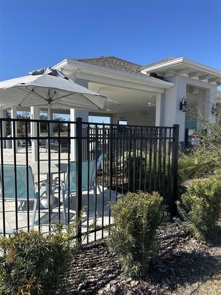 Building Photo - 8196 SW 67th Ave