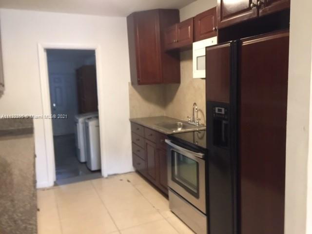 Building Photo - 511 NW 104th St