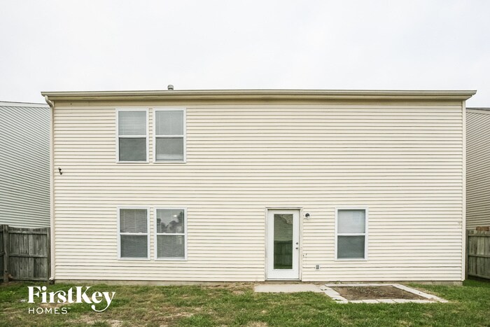 Building Photo - 9127 Stones Bluff Ln