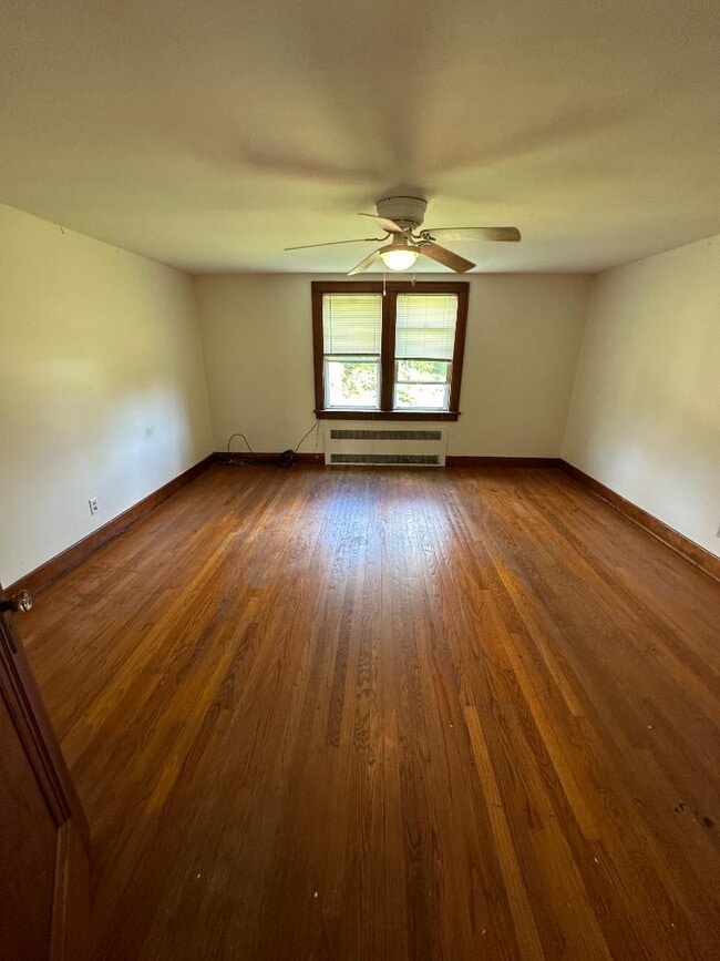 Building Photo - 2079 US-9W