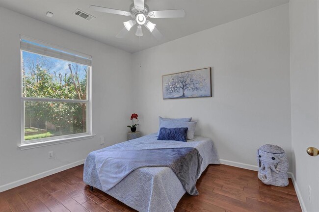 Building Photo - 9624 Morgan Creek Dr
