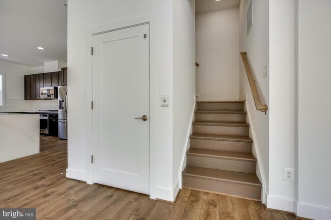 Building Photo - 3234 Royal Fern Pl