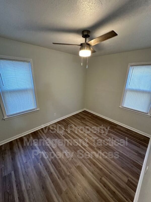 Building Photo - 12304 Kirton Ave