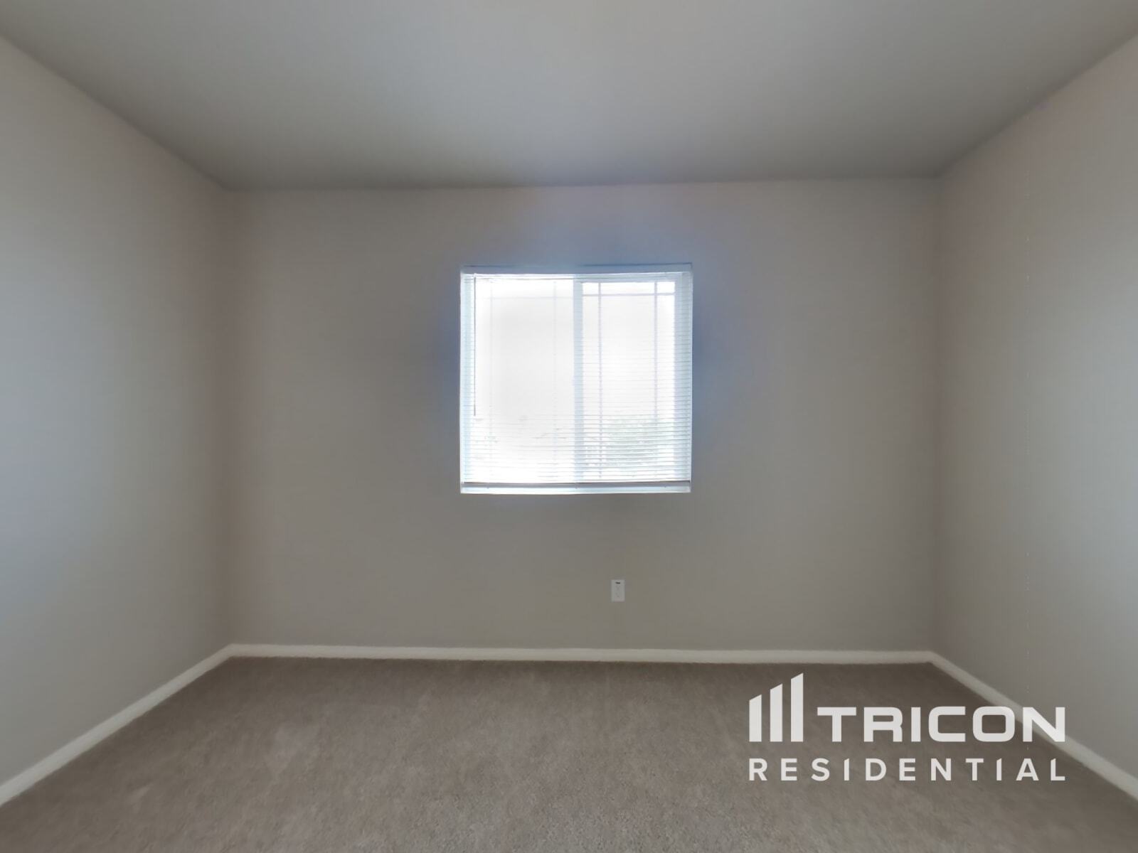 Building Photo - 13725 Polk Ct